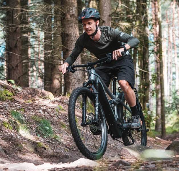 fourche-fox-action-descente